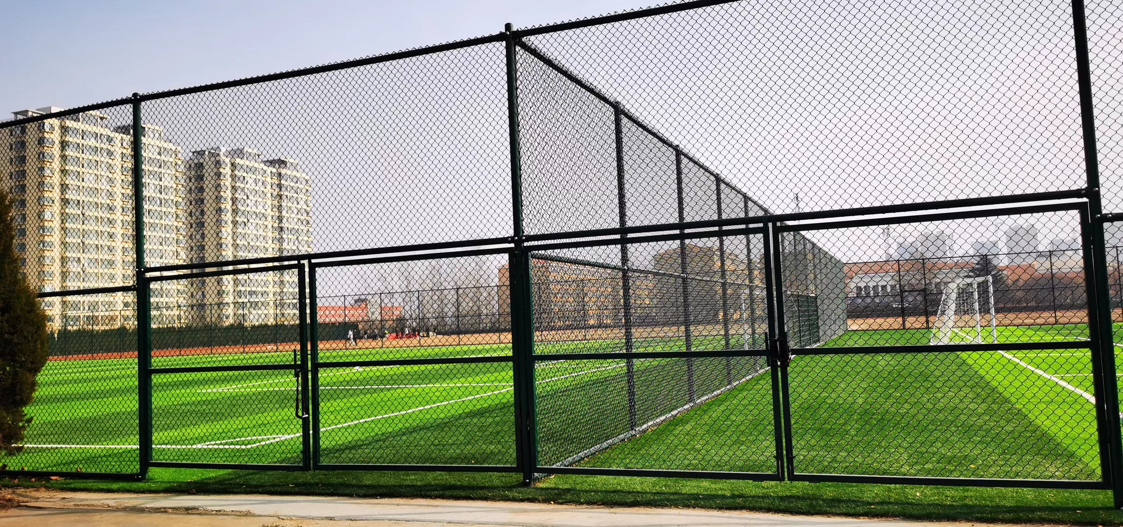 piso deportivo de futbol