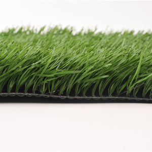 Hierba artificial del fútbol del césped sintético de la solidez del color fuerte para el fútbol 