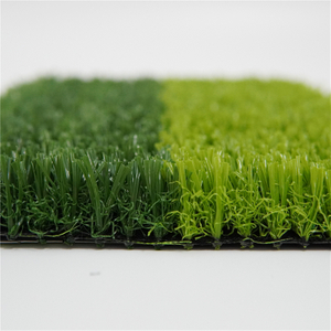 La cebra colorea la hierba artificial del fútbol del césped sintético del fútbol calificado
